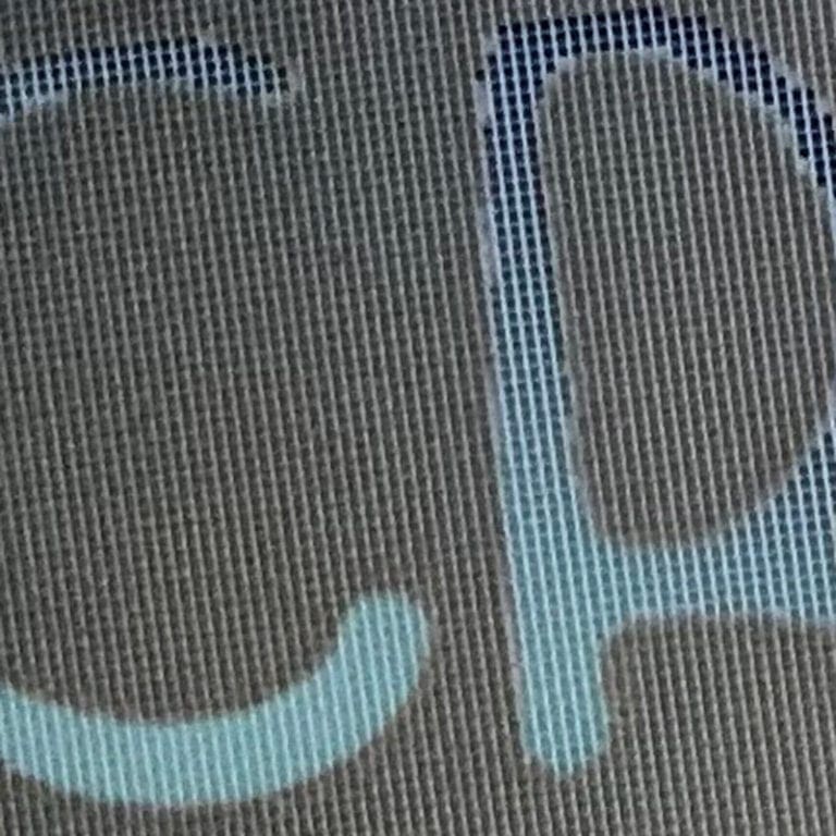 文字の輪郭がくっきり出来ない イメージ